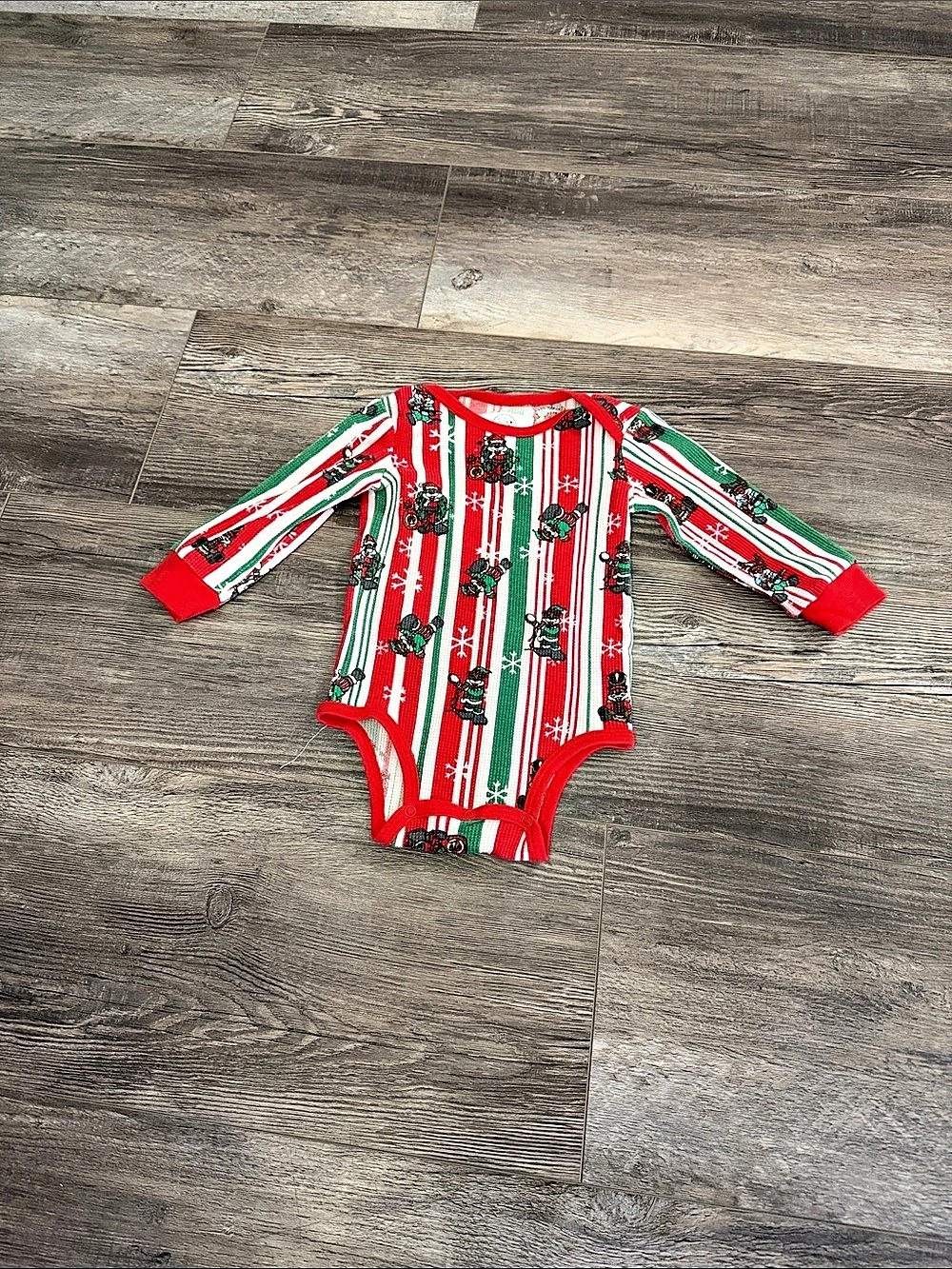 Buc-ee's Holiday Christmas Thermal Bodysuit Red & White 12M